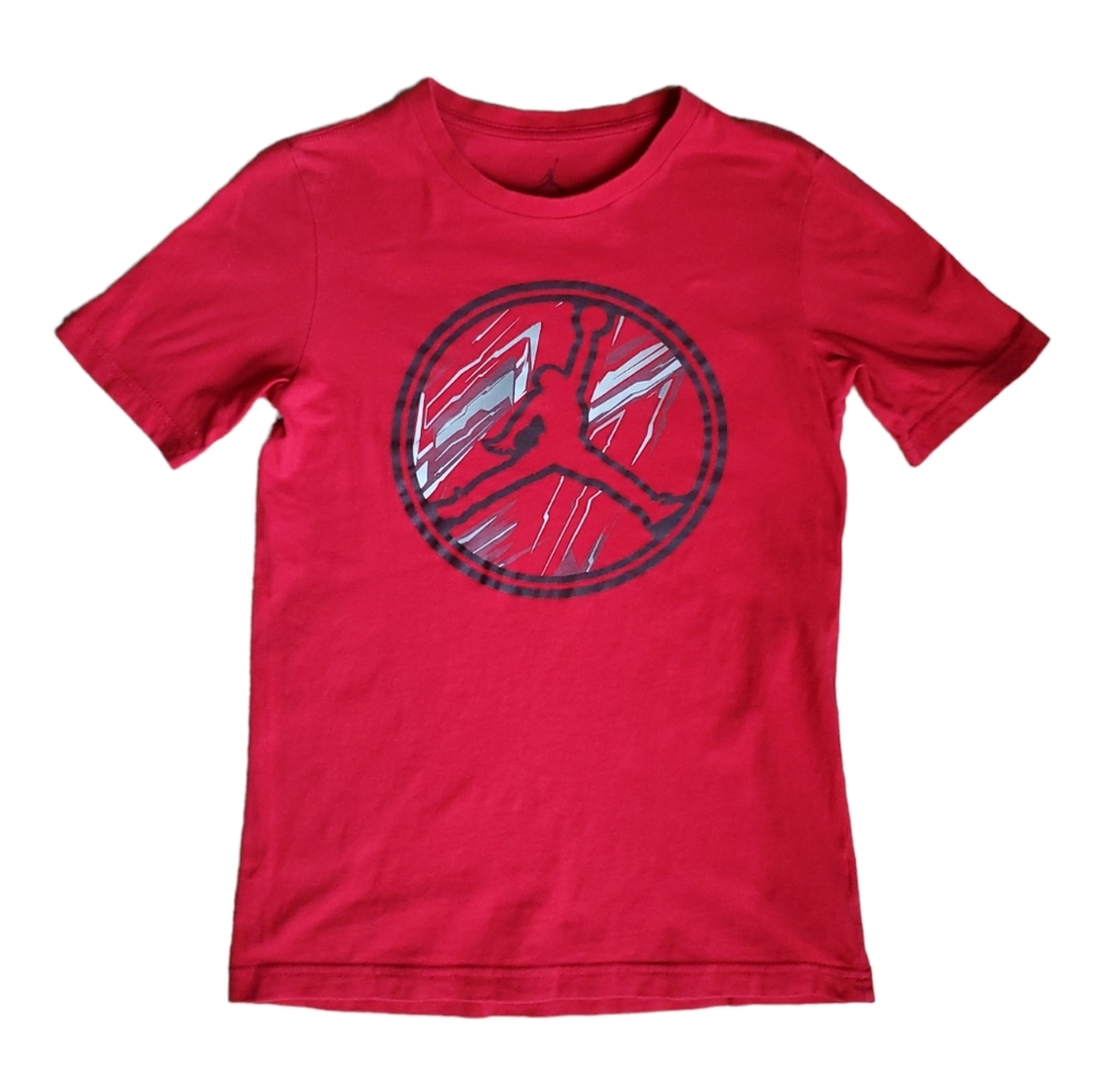 3/$30 Nike • T-shirt